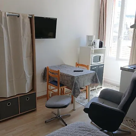 アパート Le Repos Des Thermes