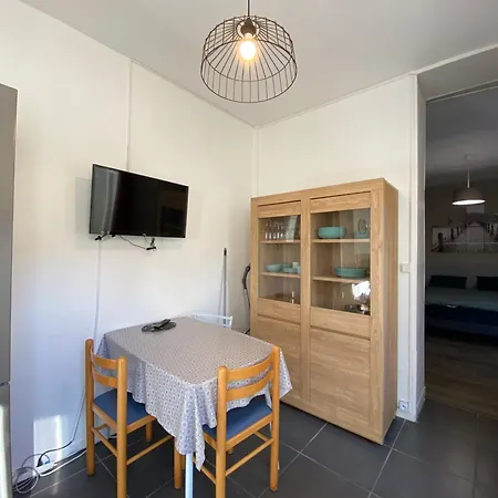 アパート Le Repos Des Thermes ロシュフォール