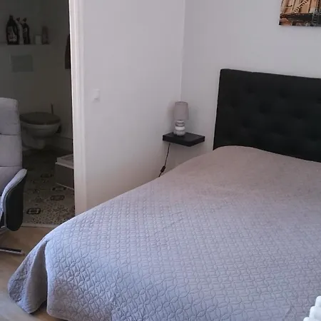 Le Repos Des Thermes * ロシュフォール