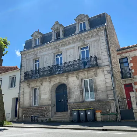 Le Repos Des Thermes ロシュフォール