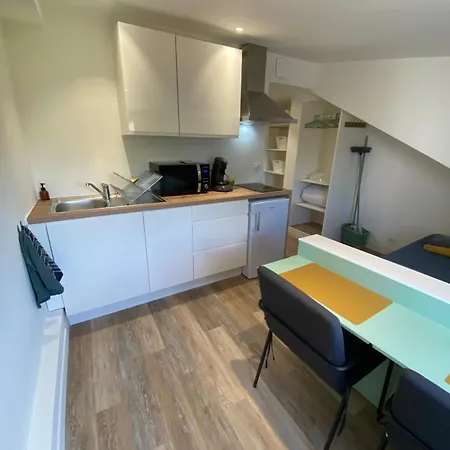 Le Repos Des Thermes * ロシュフォール